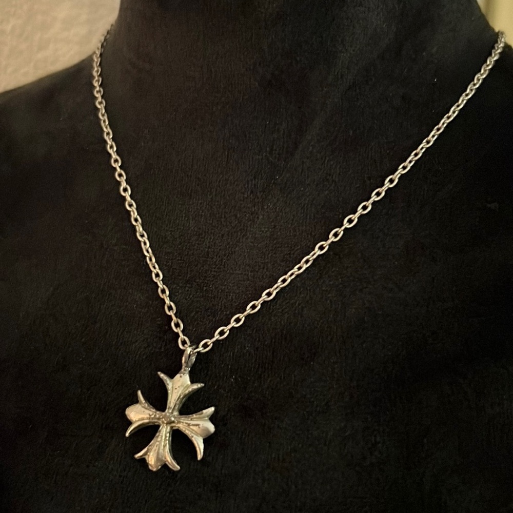 Silver square cross womens necklace silver jewelry chain & charm​